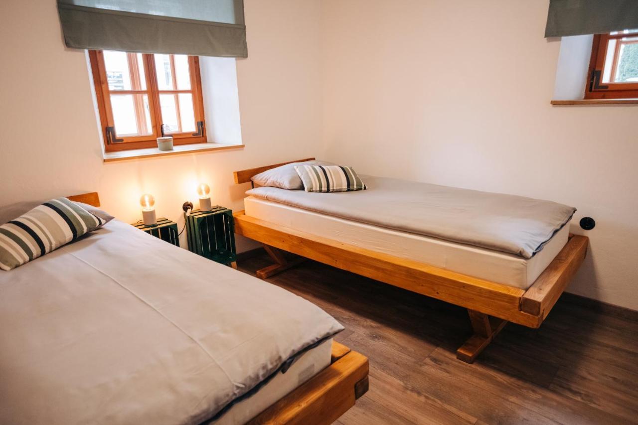 Stekner House Apartma Ljubno ภายนอก รูปภาพ